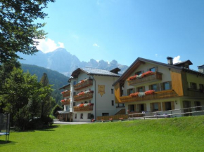  Hotel Edelweiss  Зольдо Альто